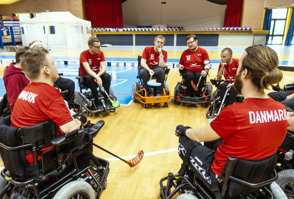 DSC03668_foto-powerchairfloorball-danmark-scaled